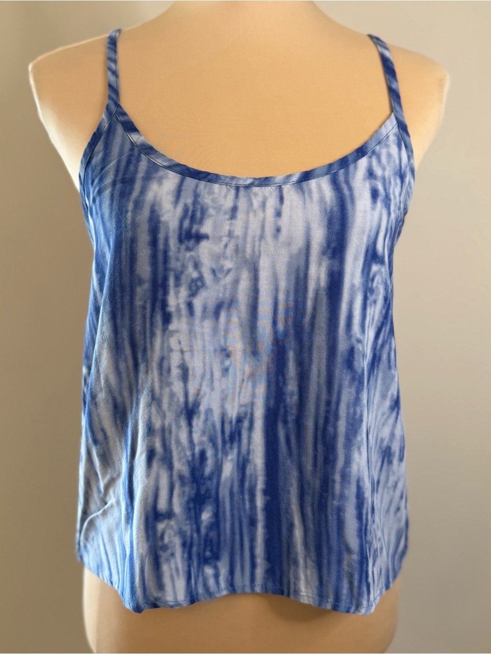 BYCORPUS boho chic blue tie dye racer back tank top SM